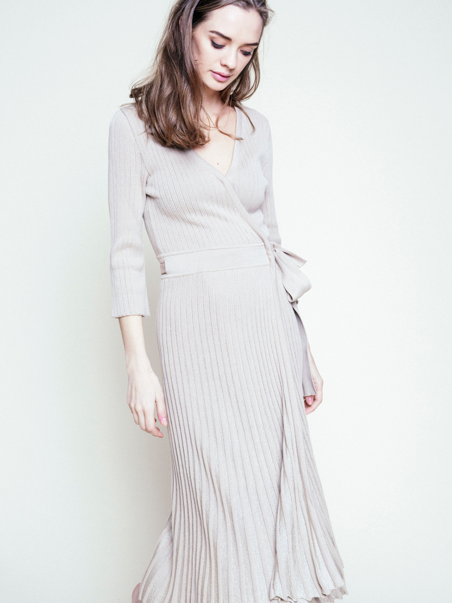 Cara plisse dress